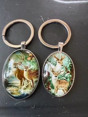 Holiday Deer Keychain Set - Silver Oval Forest Design